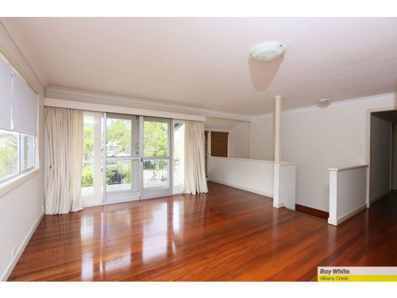 10 Bolong Crescent, Ferny Hills QLD 4055