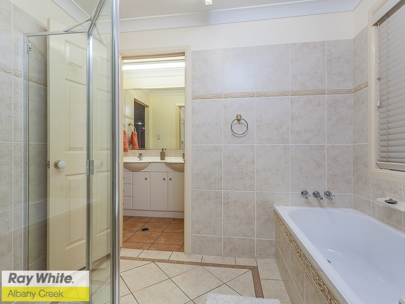 6 Tinaroo Court, Albany Creek QLD 4035