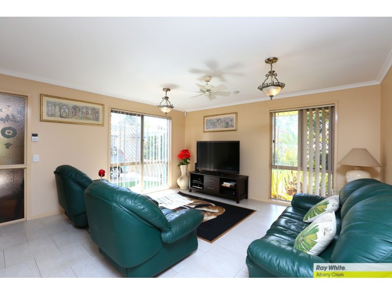 5 Double Bar Court, Arana Hills QLD 4054