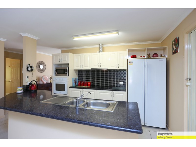 5 Double Bar Court, Arana Hills QLD 4054