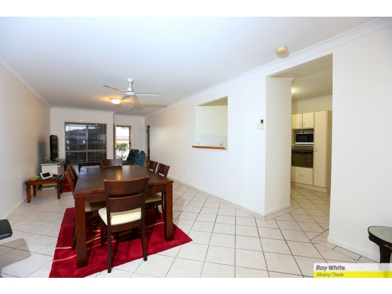 4 Circa Cr / 24 Faheys Rd East, Albany Creek QLD 4035