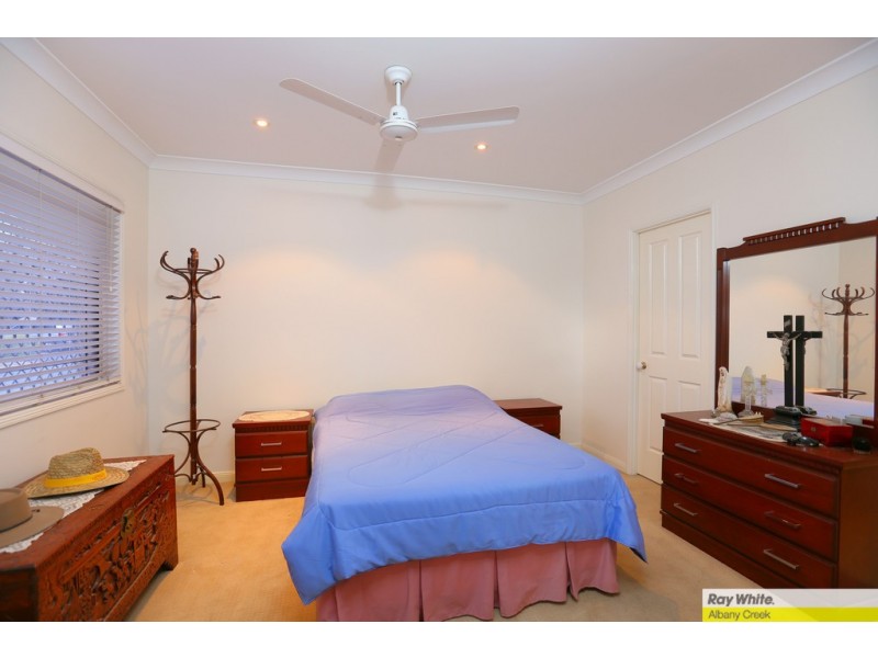 4 Circa Cr / 24 Faheys Rd East, Albany Creek QLD 4035