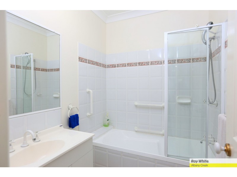 4 Circa Cr / 24 Faheys Rd East, Albany Creek QLD 4035