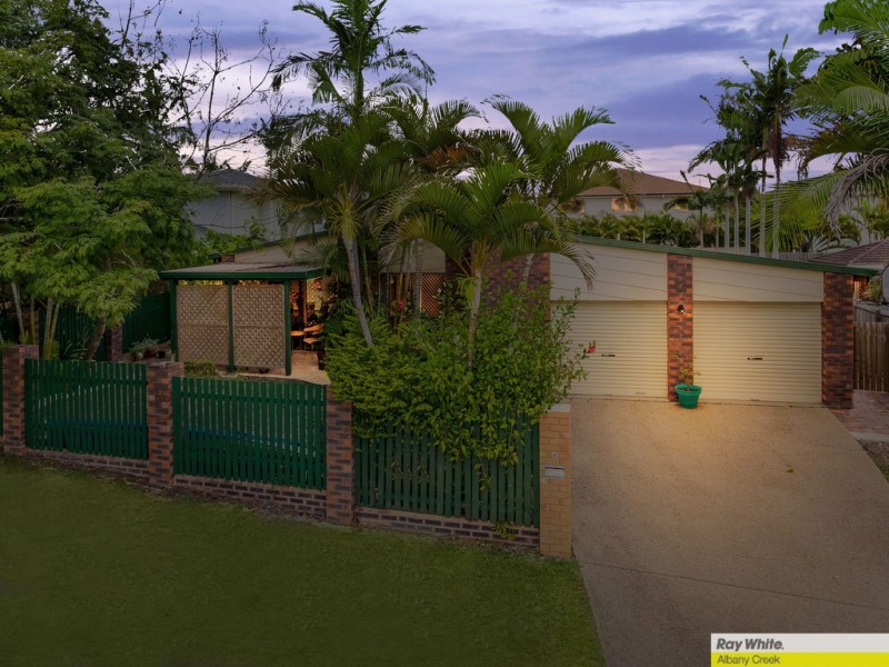 8 Minerva Court, Eatons Hill QLD 4037