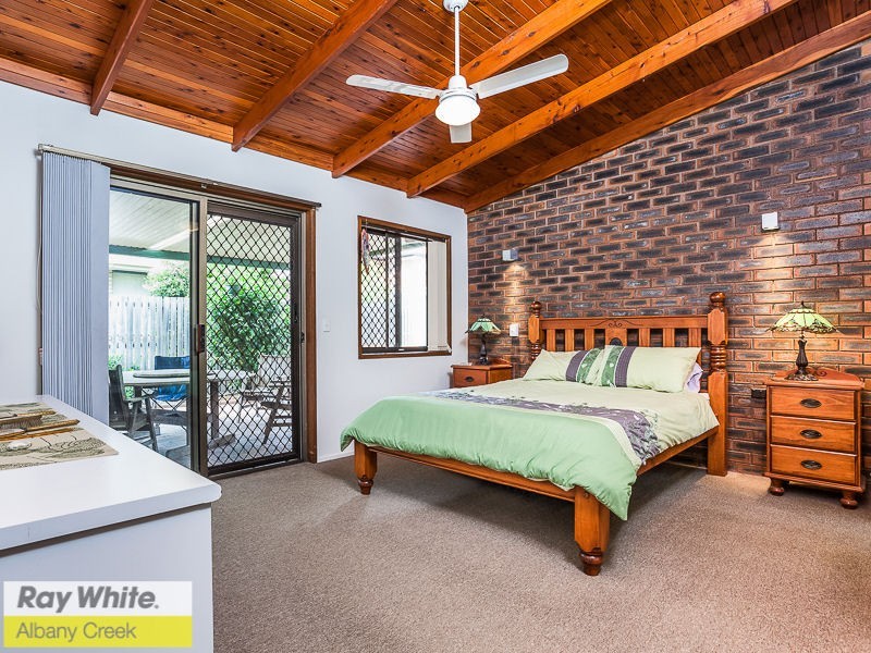 8 Minerva Court, Eatons Hill QLD 4037