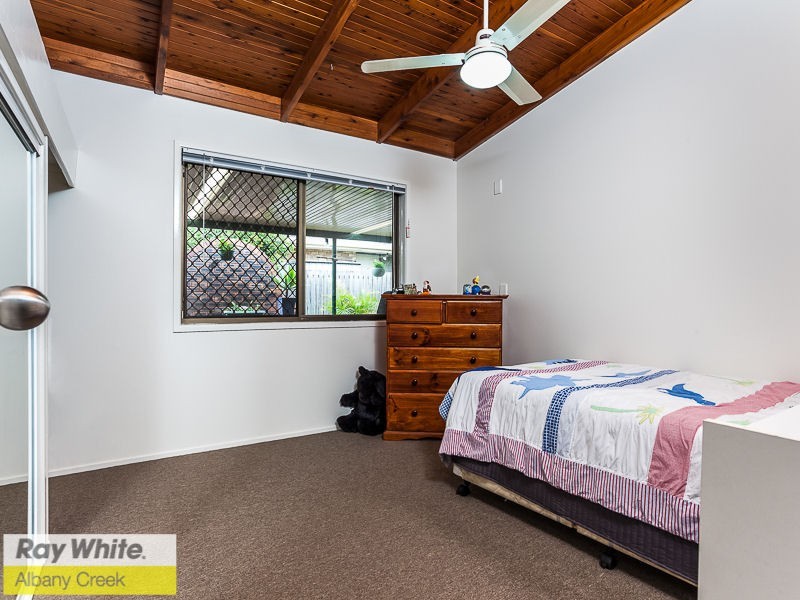 8 Minerva Court, Eatons Hill QLD 4037