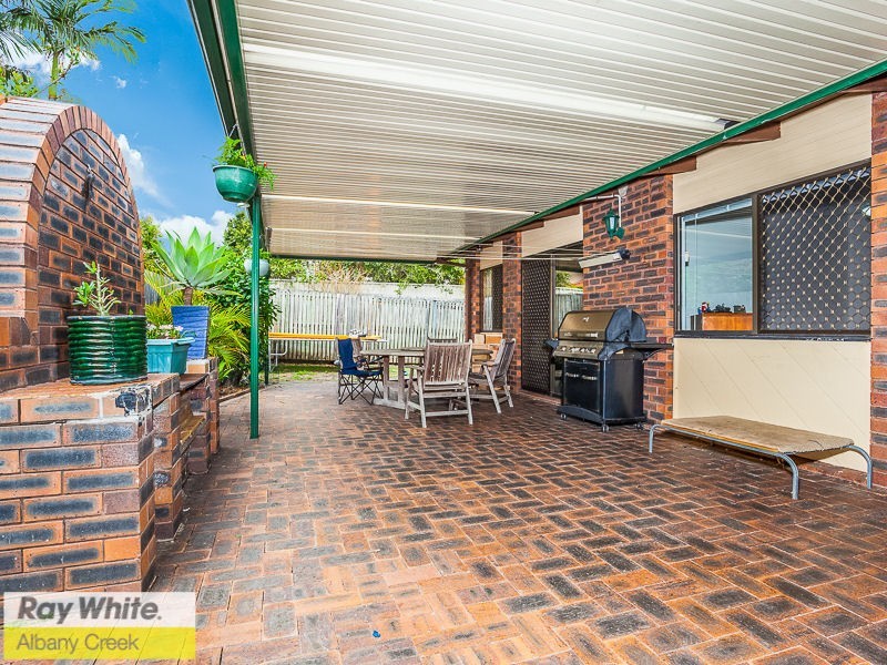 8 Minerva Court, Eatons Hill QLD 4037