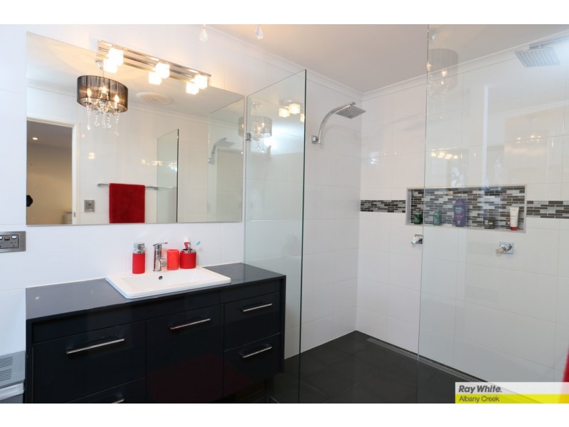 13 Irruka Crescent, Ferny Hills QLD 4055