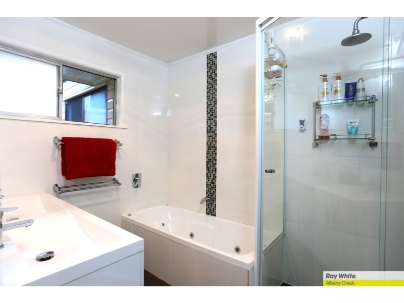 13 Irruka Crescent, Ferny Hills QLD 4055