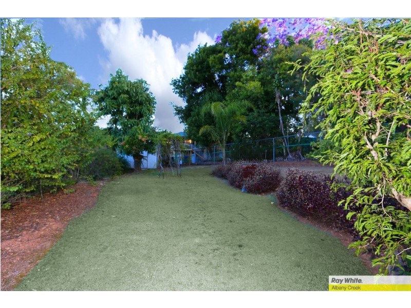 13 Irruka Crescent, Ferny Hills QLD 4055