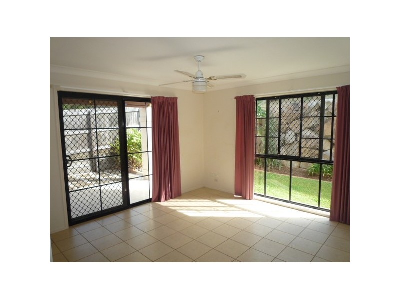 58 Van Dyke Crescent, Mcdowall QLD 4053