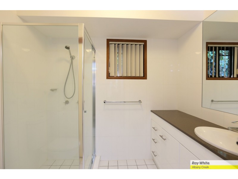 19 Parkleigh Street, Everton Hills QLD 4053