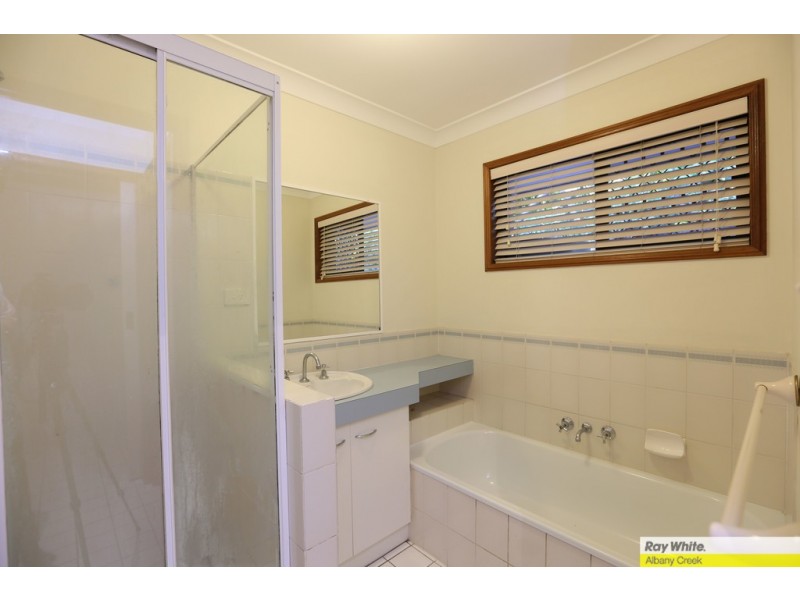 19 Parkleigh Street, Everton Hills QLD 4053