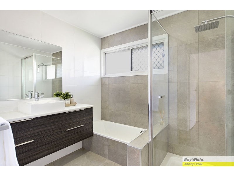 20 Sussex Drive, Albany Creek QLD 4035