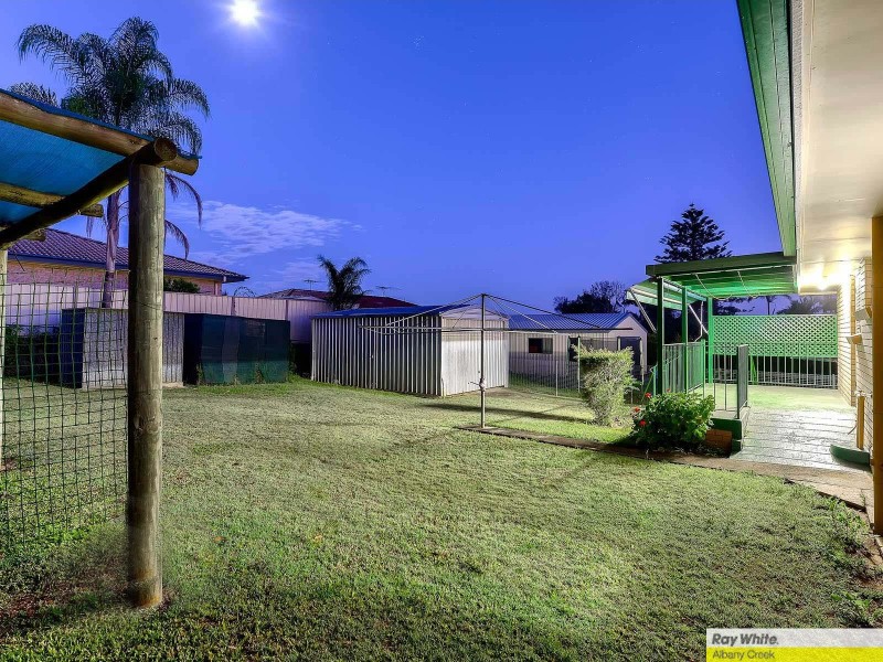 11 Du Kamp Street, Albany Creek QLD 4035