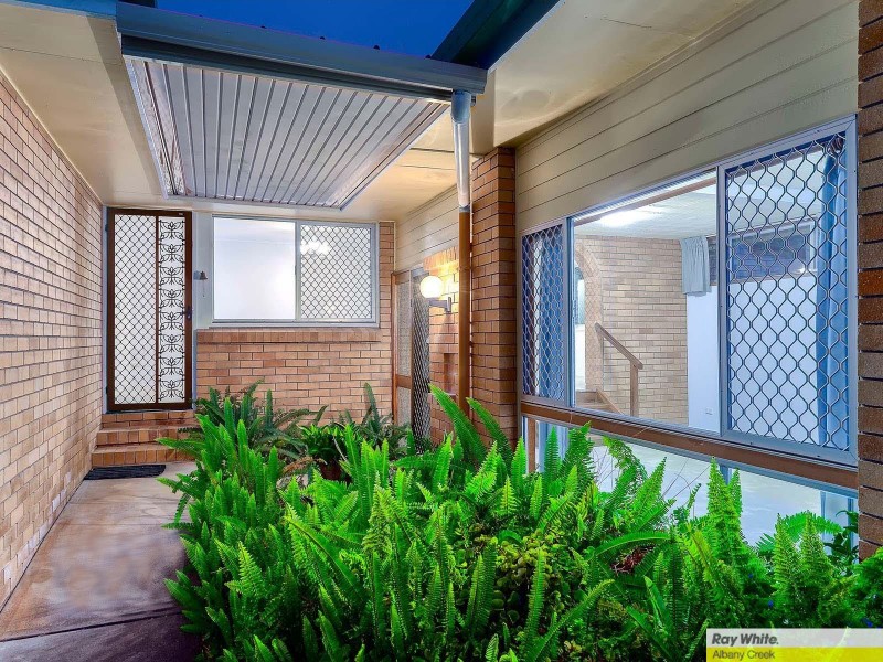 11 Du Kamp Street, Albany Creek QLD 4035