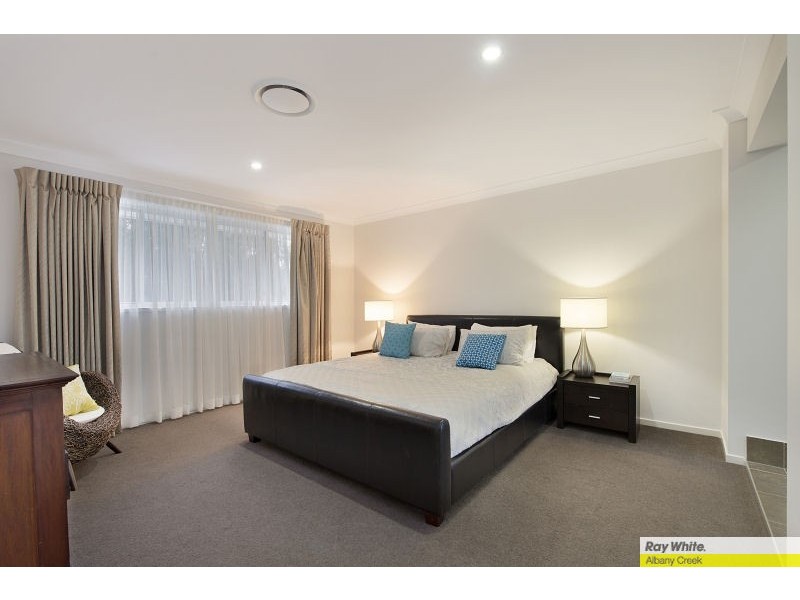 16 Confluence Court, Eatons Hill QLD 4037