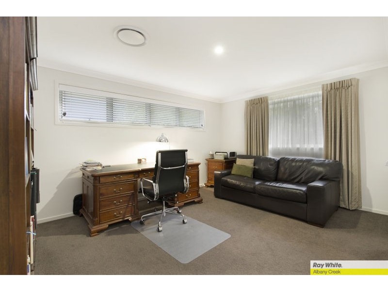 16 Confluence Court, Eatons Hill QLD 4037