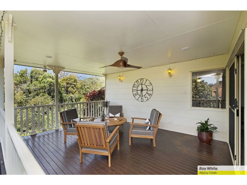 25 Silkyoak Way, Albany Creek QLD 4035