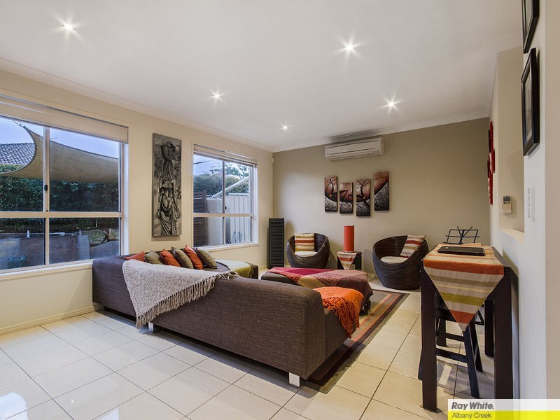 27 Cabarita Crescent, Eatons Hill QLD 4037