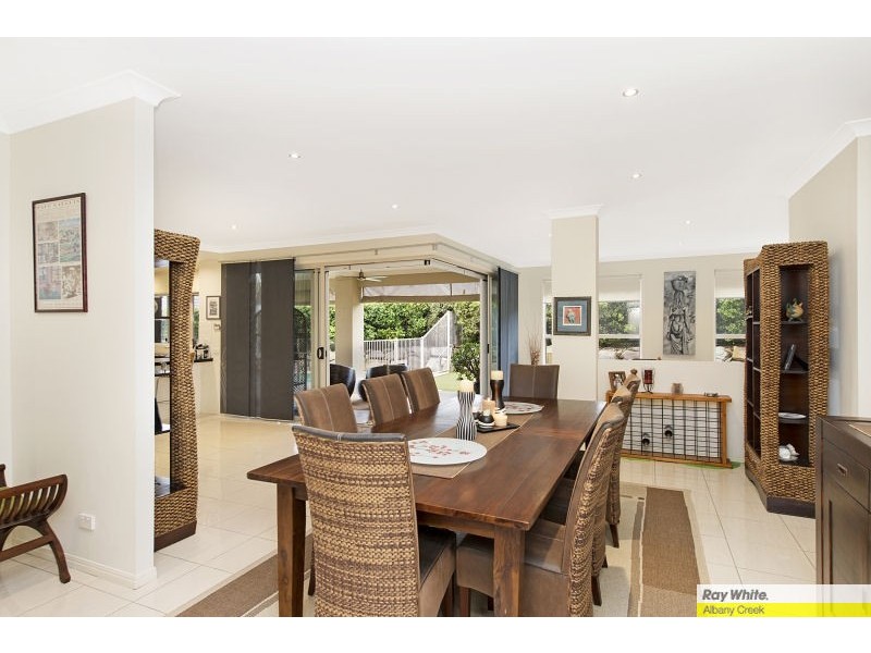 27 Cabarita Crescent, Eatons Hill QLD 4037