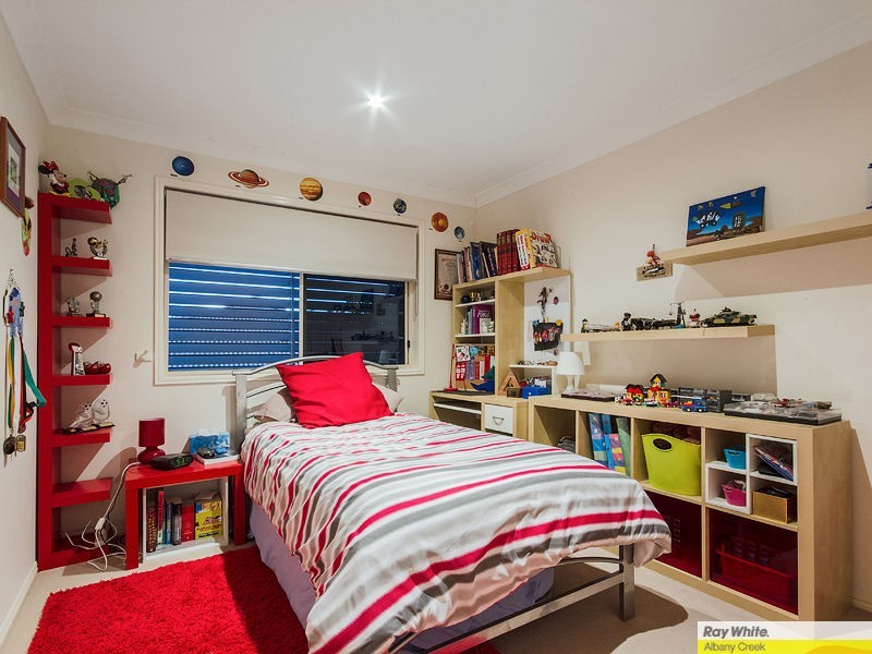 27 Cabarita Crescent, Eatons Hill QLD 4037