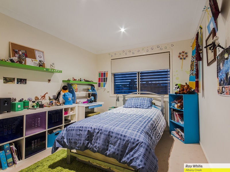 27 Cabarita Crescent, Eatons Hill QLD 4037