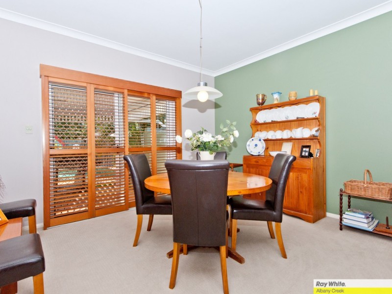 11 Regal Place, Aspley QLD 4034