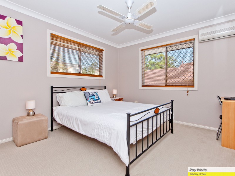 11 Regal Place, Aspley QLD 4034