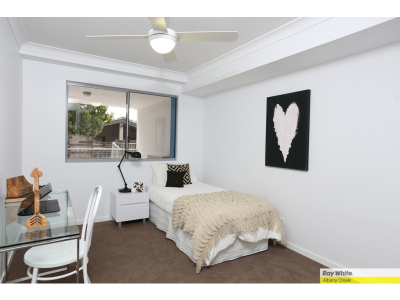 8/18 University Road, Mitchelton QLD 4053