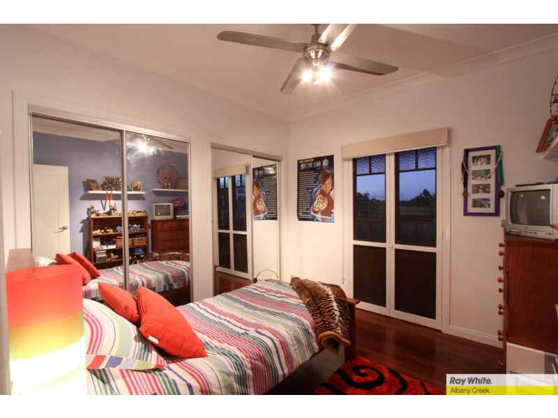 116 Thiess Drive, Albany Creek QLD 4035