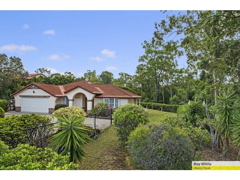 76 Saturn Crescent, Bridgeman Downs QLD 4035
