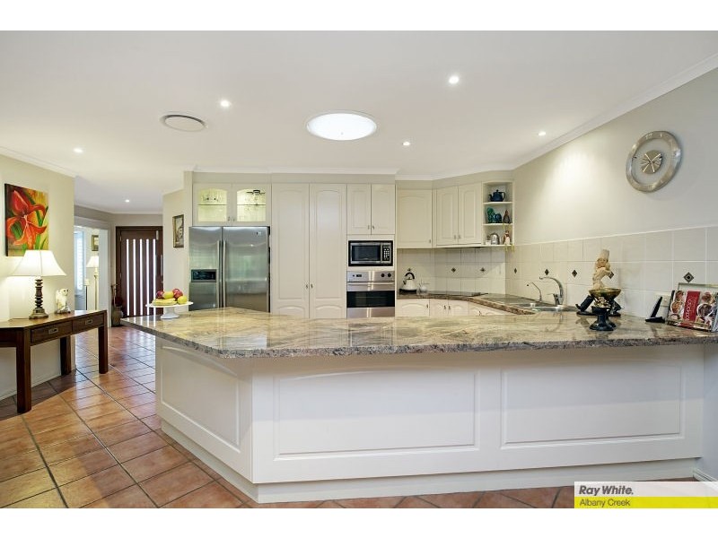 76 Saturn Crescent, Bridgeman Downs QLD 4035