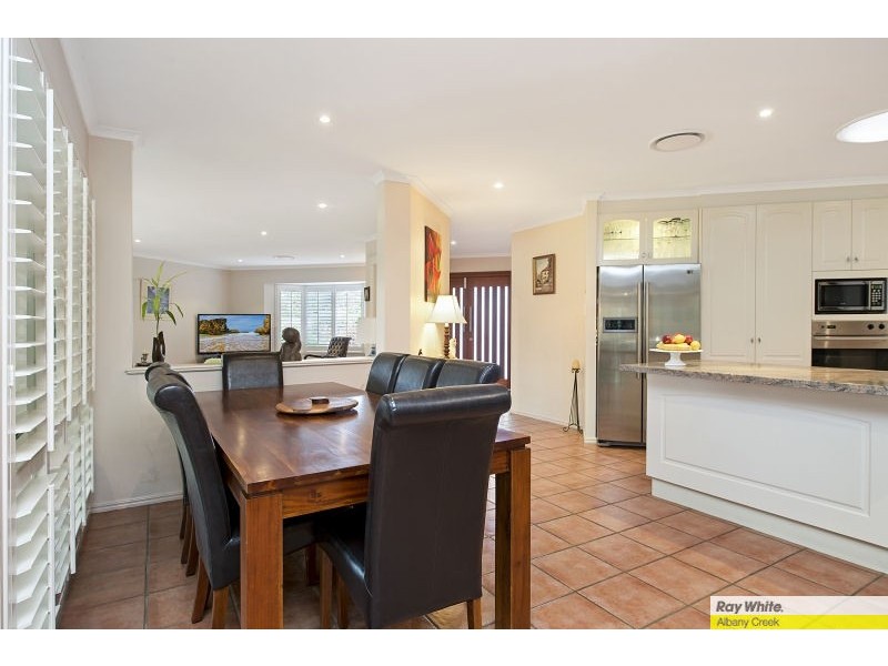 76 Saturn Crescent, Bridgeman Downs QLD 4035