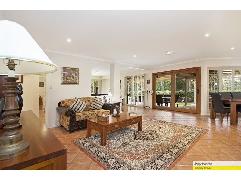76 Saturn Crescent, Bridgeman Downs QLD 4035