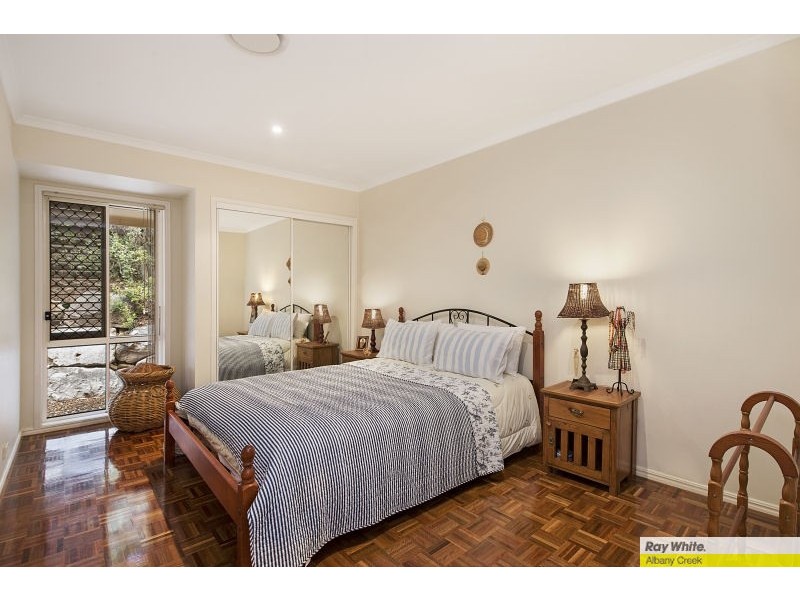 76 Saturn Crescent, Bridgeman Downs QLD 4035