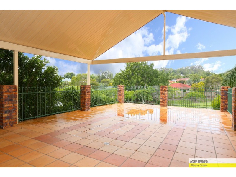 22 Queen Elizabeth Drive, Eatons Hill QLD 4037