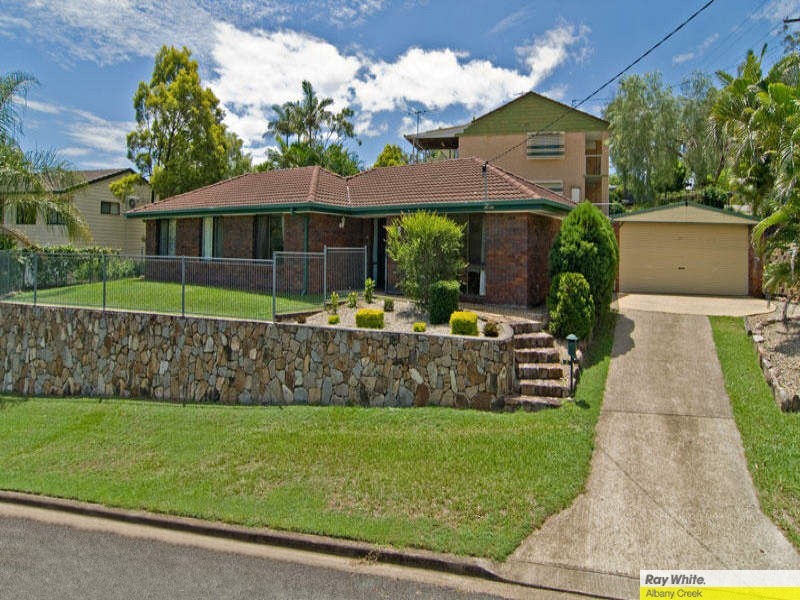 2 Nyora St, Everton Hills QLD 4053