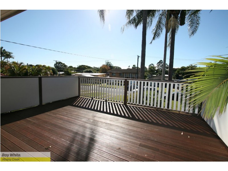 5 Bowen Ave, Albany Creek QLD 4035