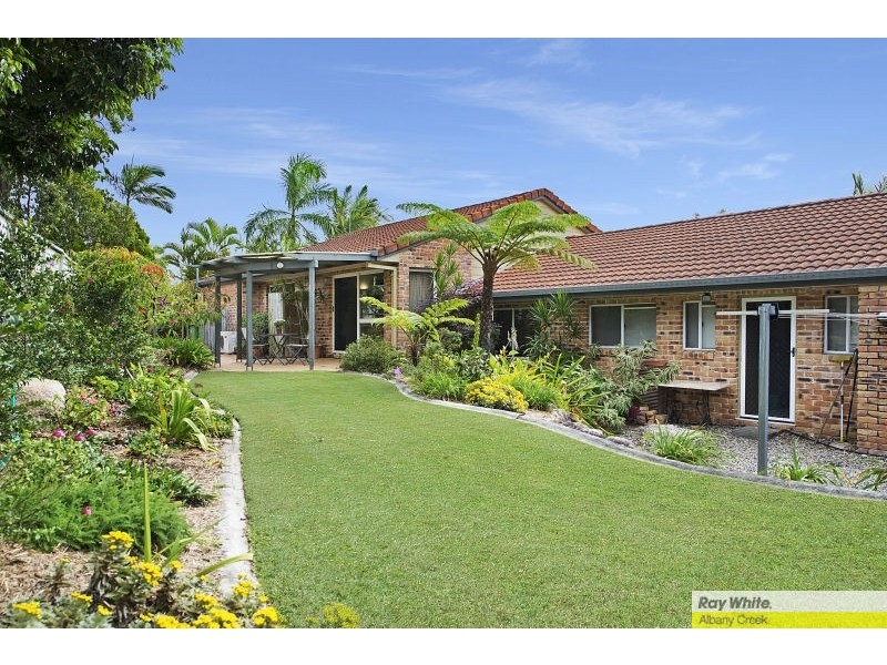 12 Chickowee Street, Albany Creek QLD 4035
