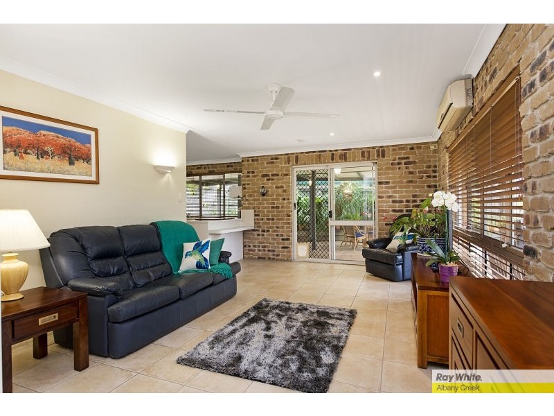 12 Chickowee Street, Albany Creek QLD 4035
