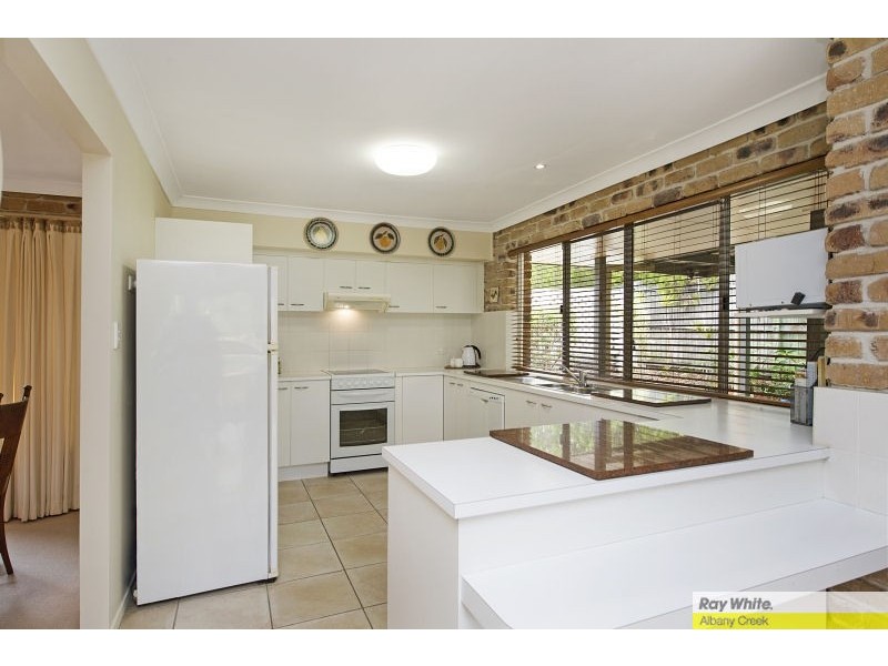 12 Chickowee Street, Albany Creek QLD 4035