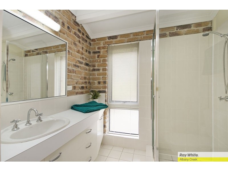 12 Chickowee Street, Albany Creek QLD 4035