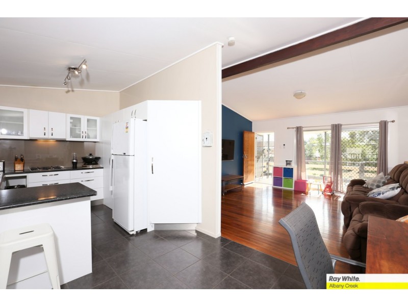 45 Jacaranda Drive, Albany Creek QLD 4035