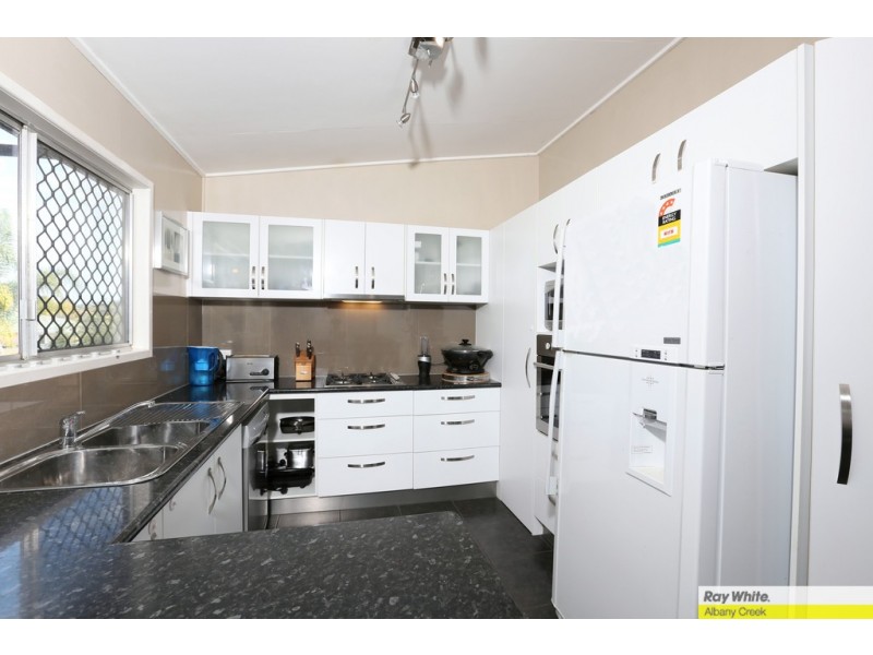45 Jacaranda Drive, Albany Creek QLD 4035