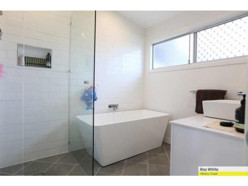 45 Jacaranda Drive, Albany Creek QLD 4035