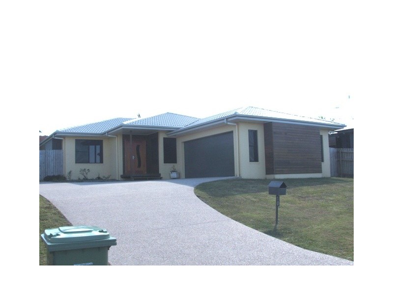 10 Manning Street, Rural View QLD 4740