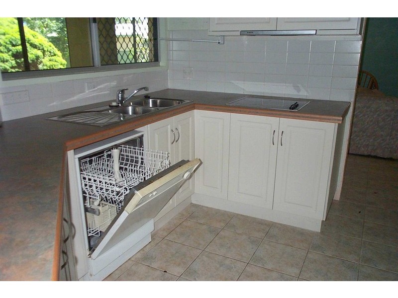 32 Annie Wood Avenue, Mount Pleasant QLD 4521