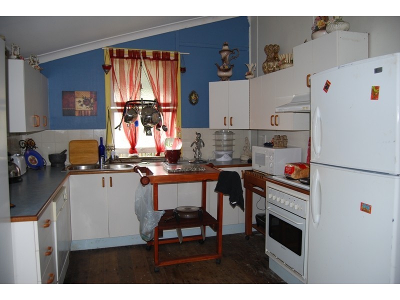 27 Daly Street, Marian QLD 4753