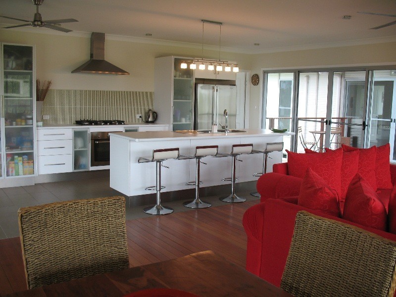 660 Midge Point Road, Bloomsbury QLD 4799